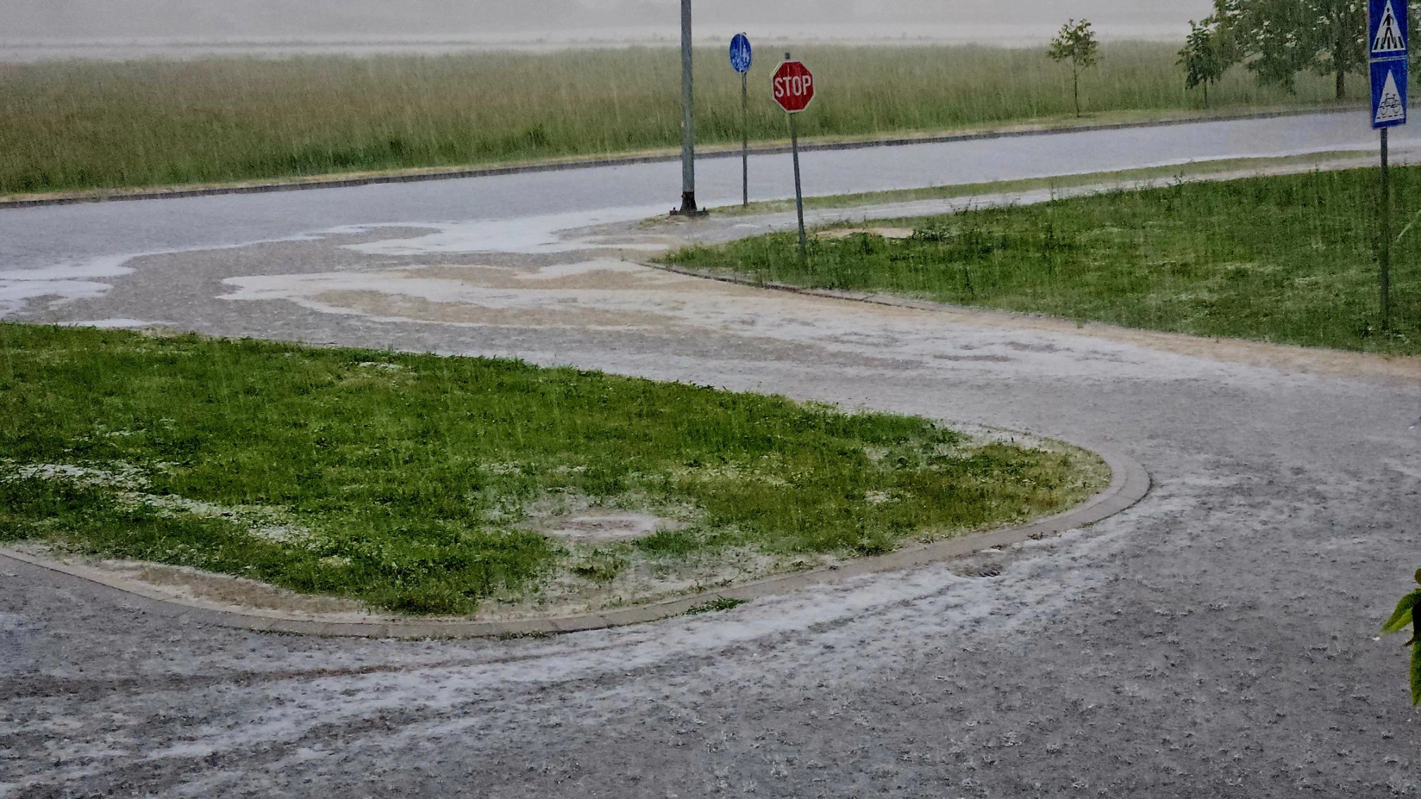 Nevrijeme s tučom pogodilo Slavonski Brod